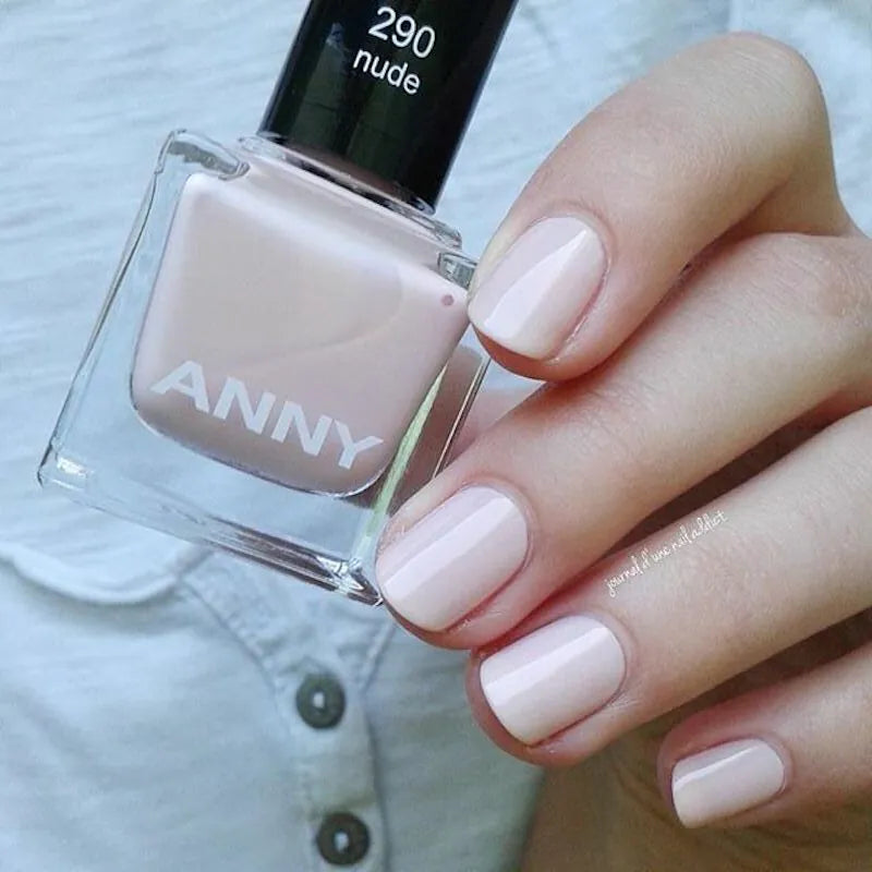 290 Nude